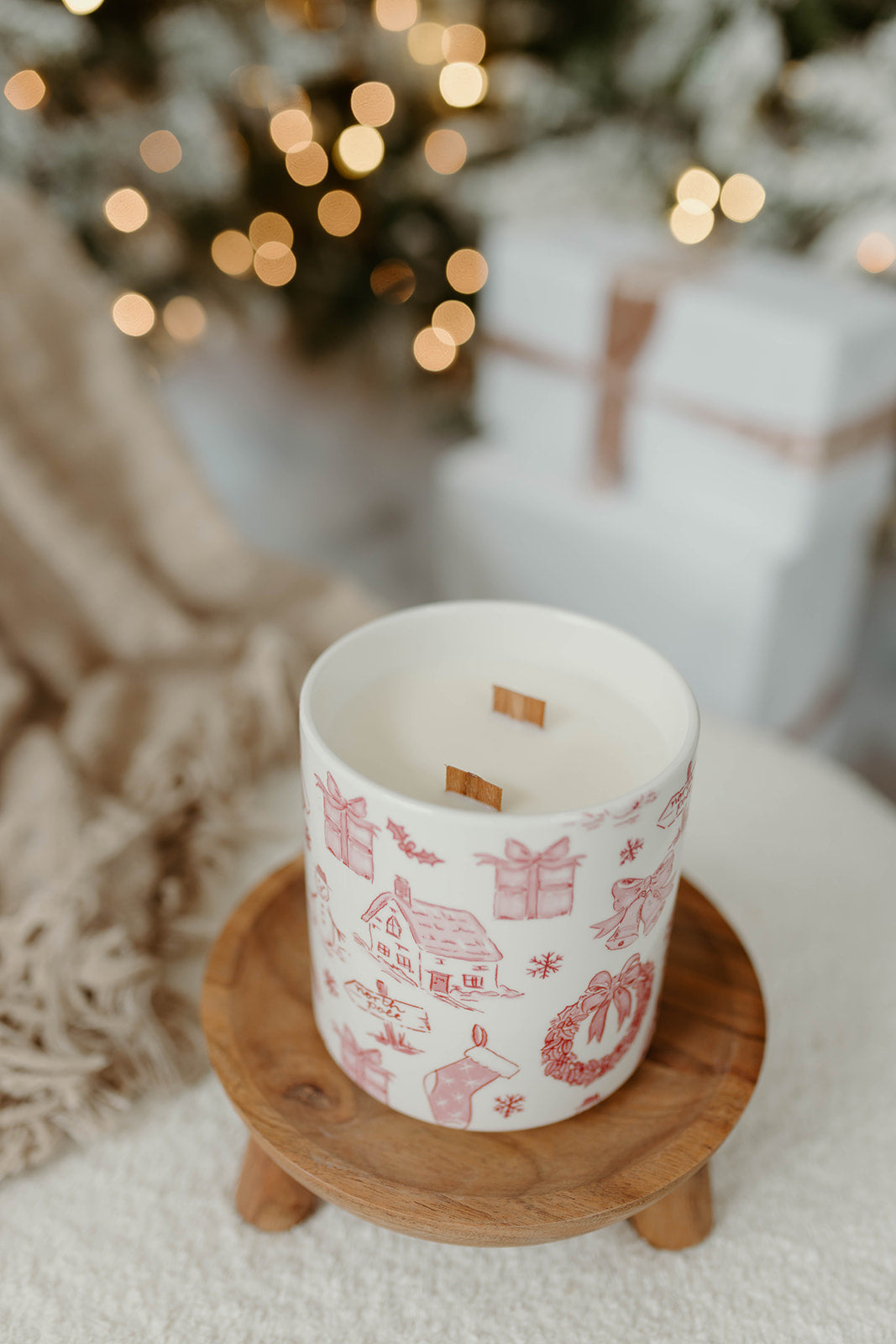 Red Vintage Christmas Cookie Jar 24oz Candle