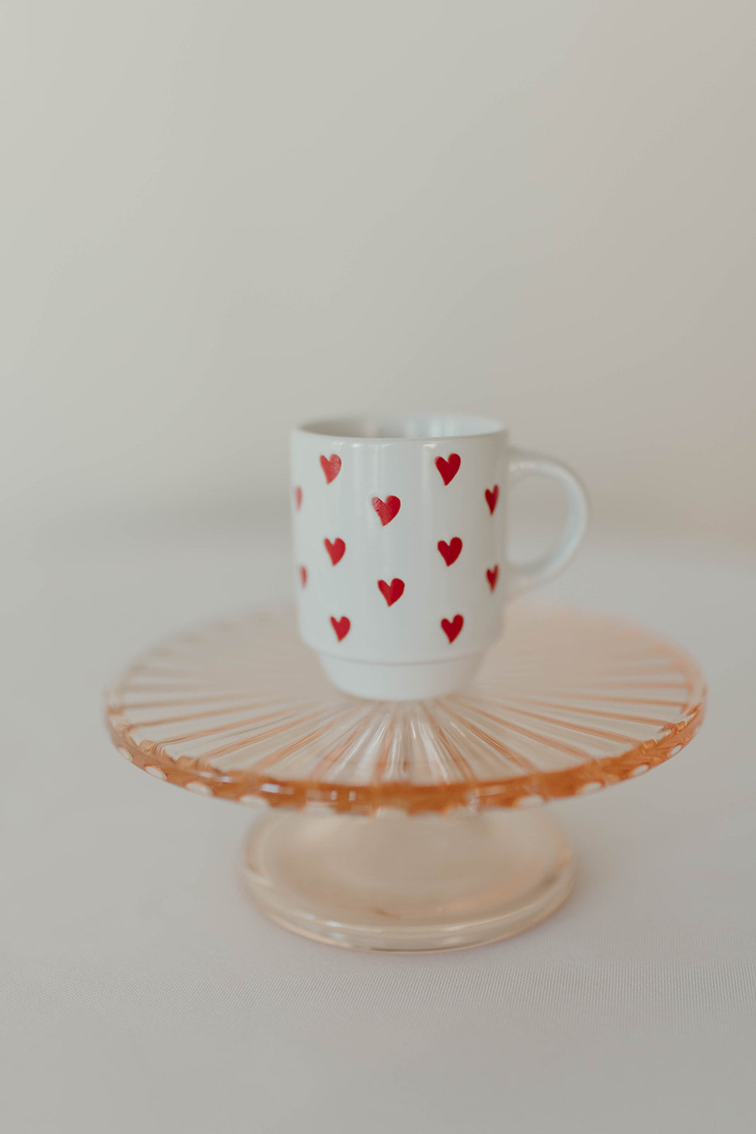 Scarlet and Cream Dainty Heart Espresso Mug Candle