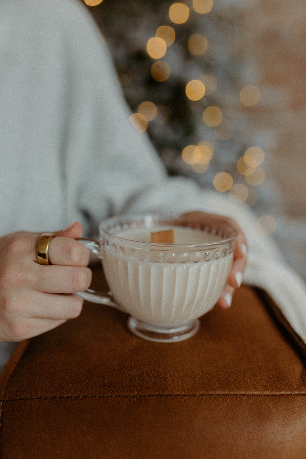 Glass Scalloped Mug