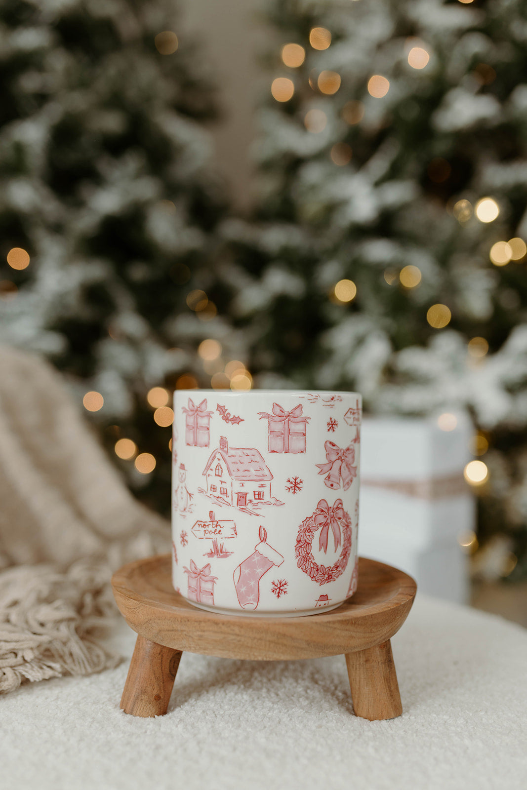 Red Vintage Christmas Cookie Jar 24oz Candle