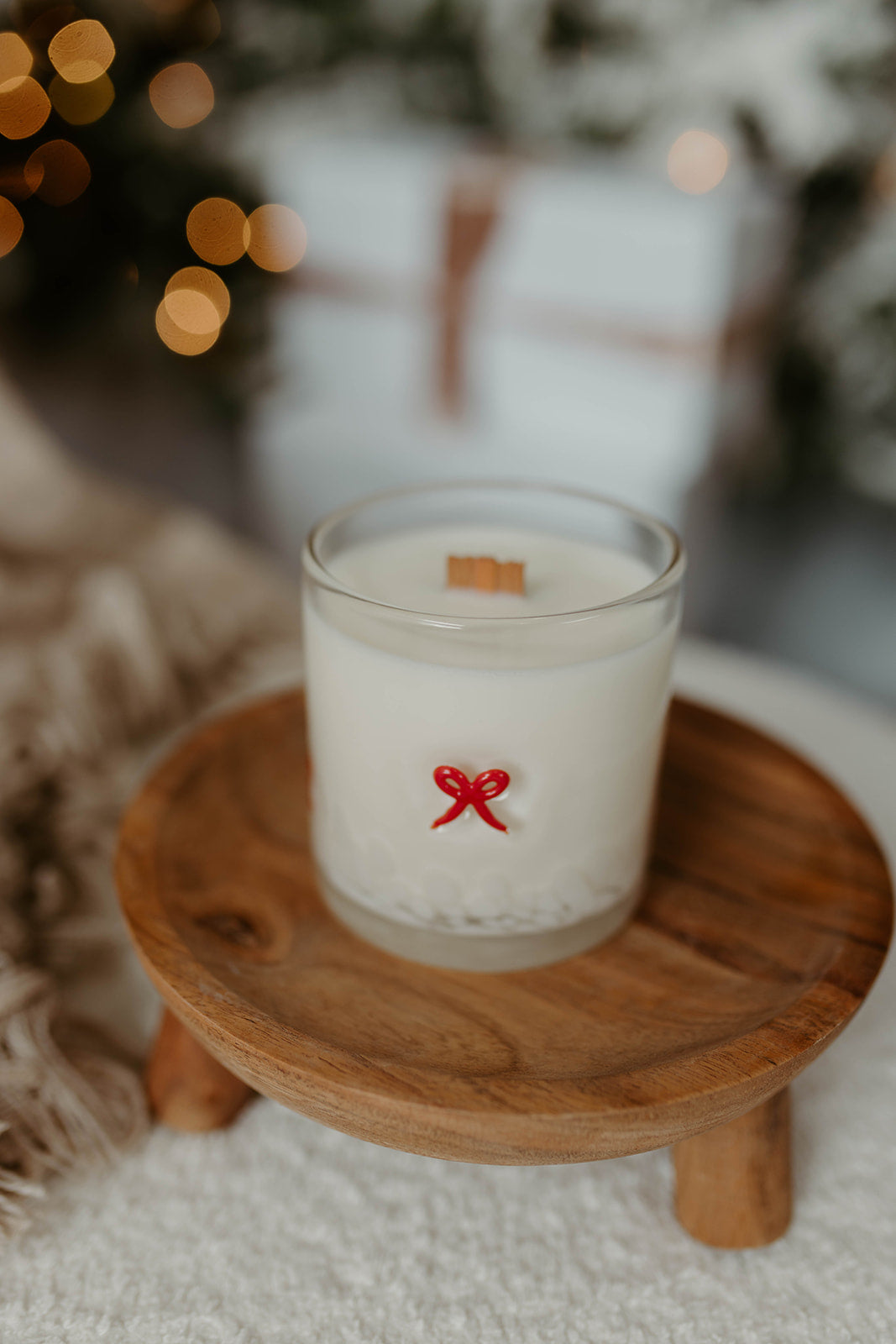 Red Bow & Frost Glass