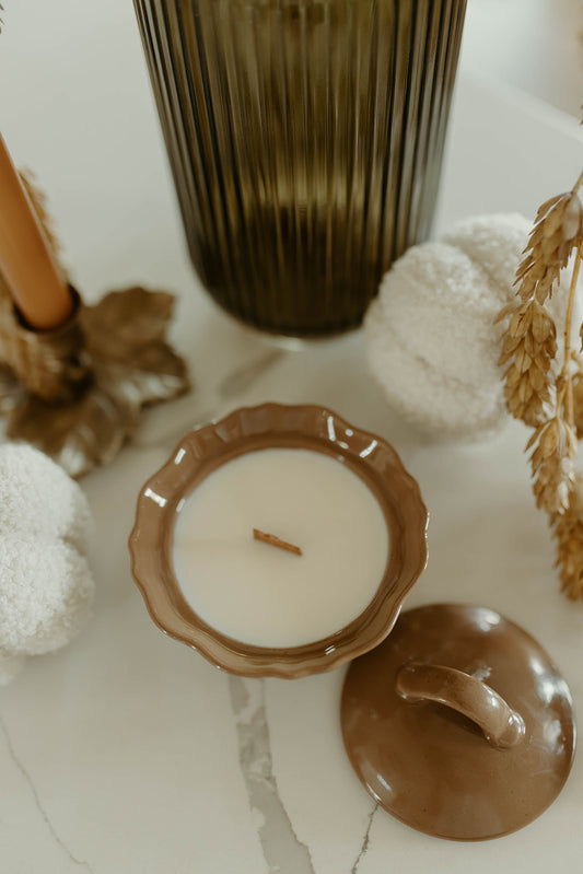Vanilla Woods Ramekin with Lid