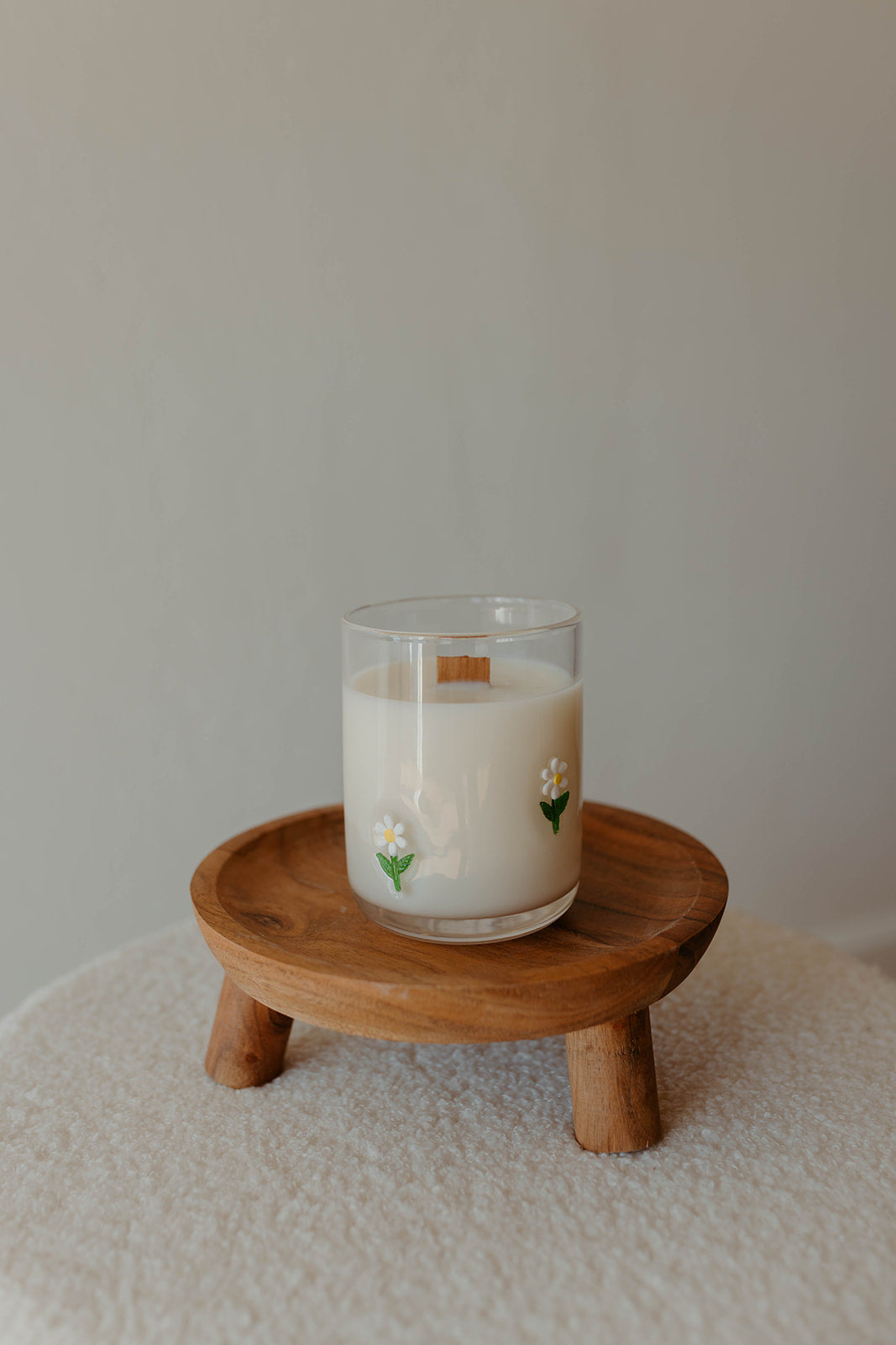 Daisy Cut Flower Candle