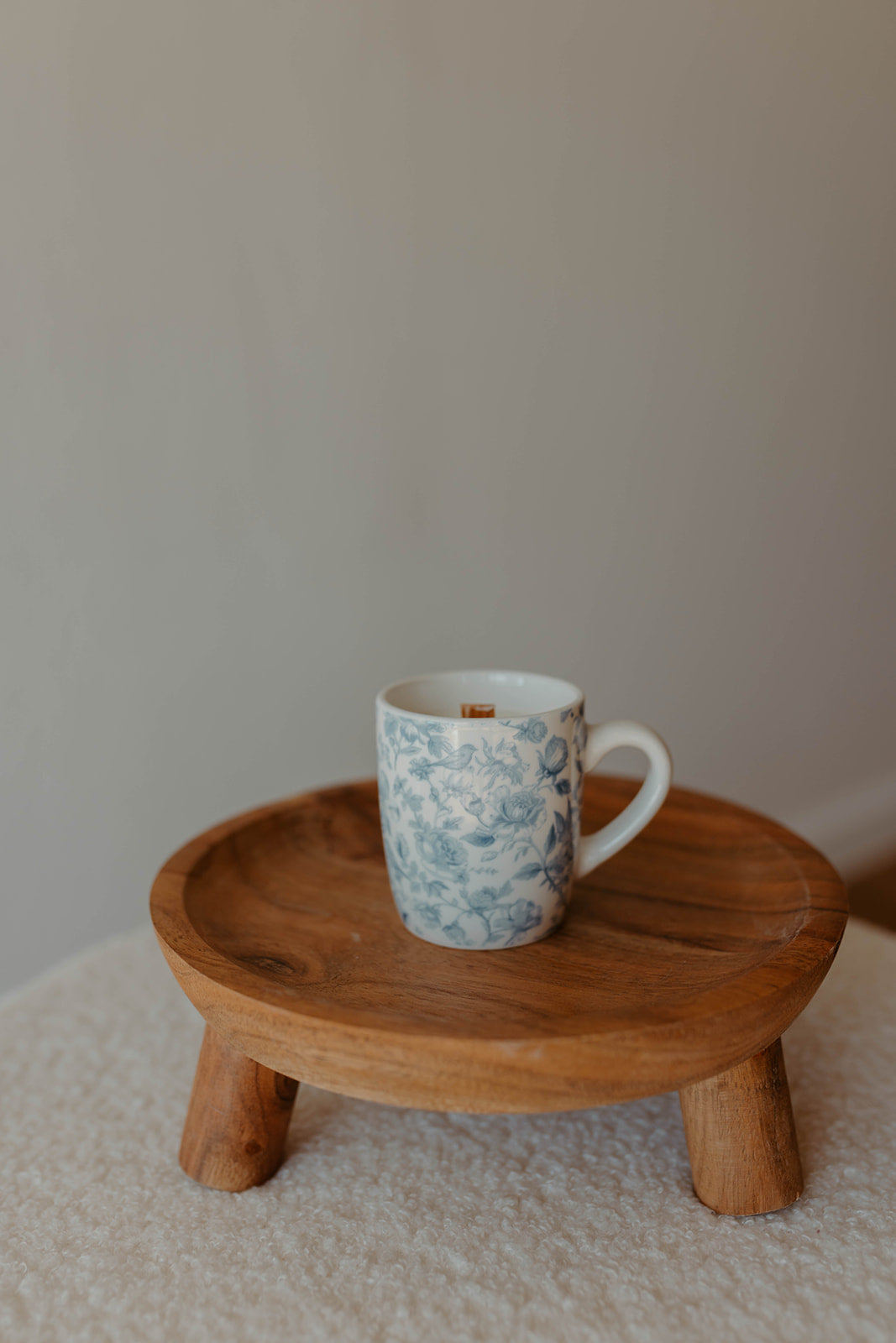 Dainty Floral Espresso Mug Candle