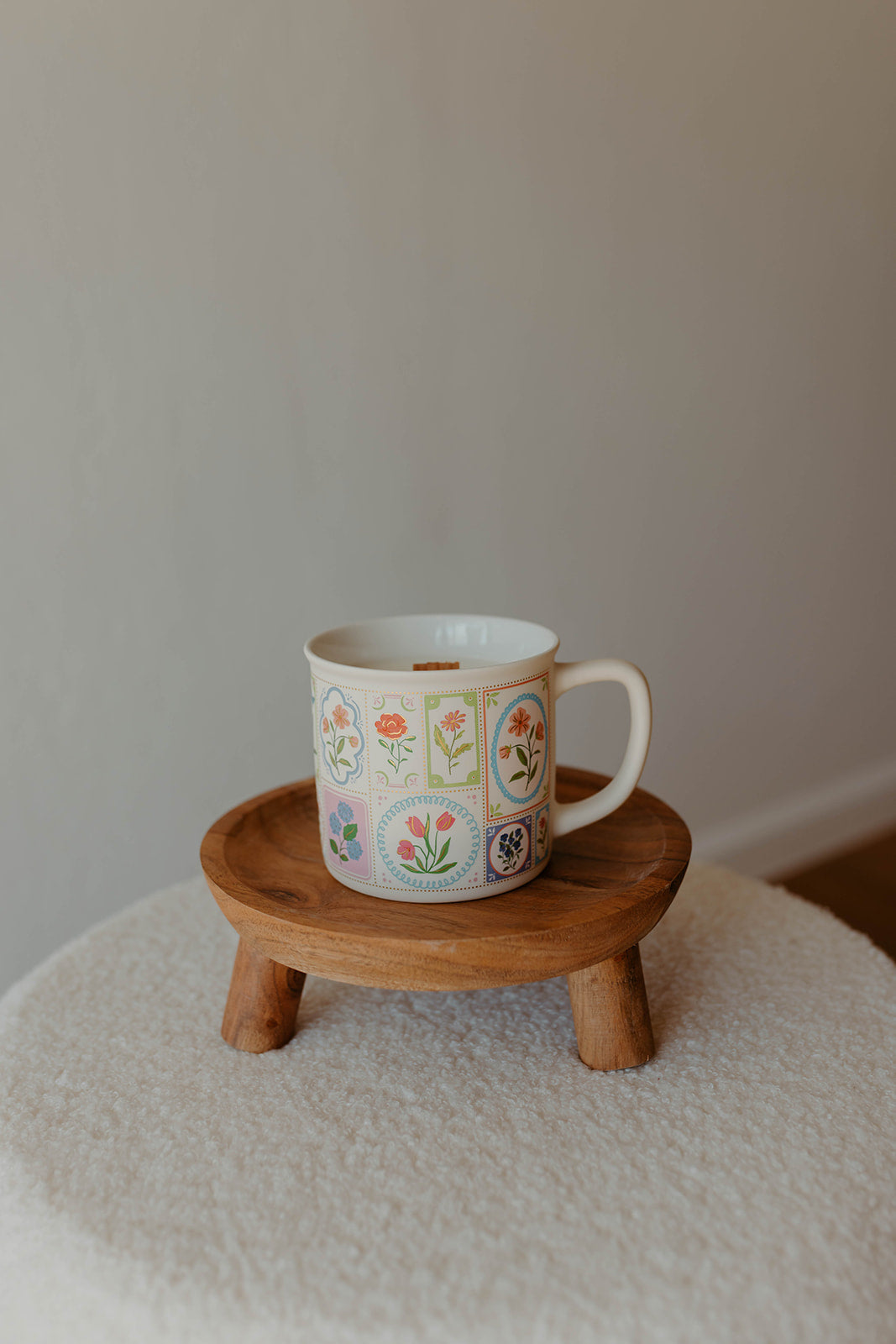 Vintage Floral Stamp Mug Candle